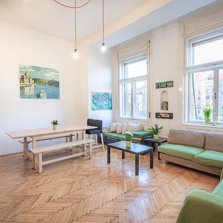 Spicy Hostel Budapest Eksteriør billede