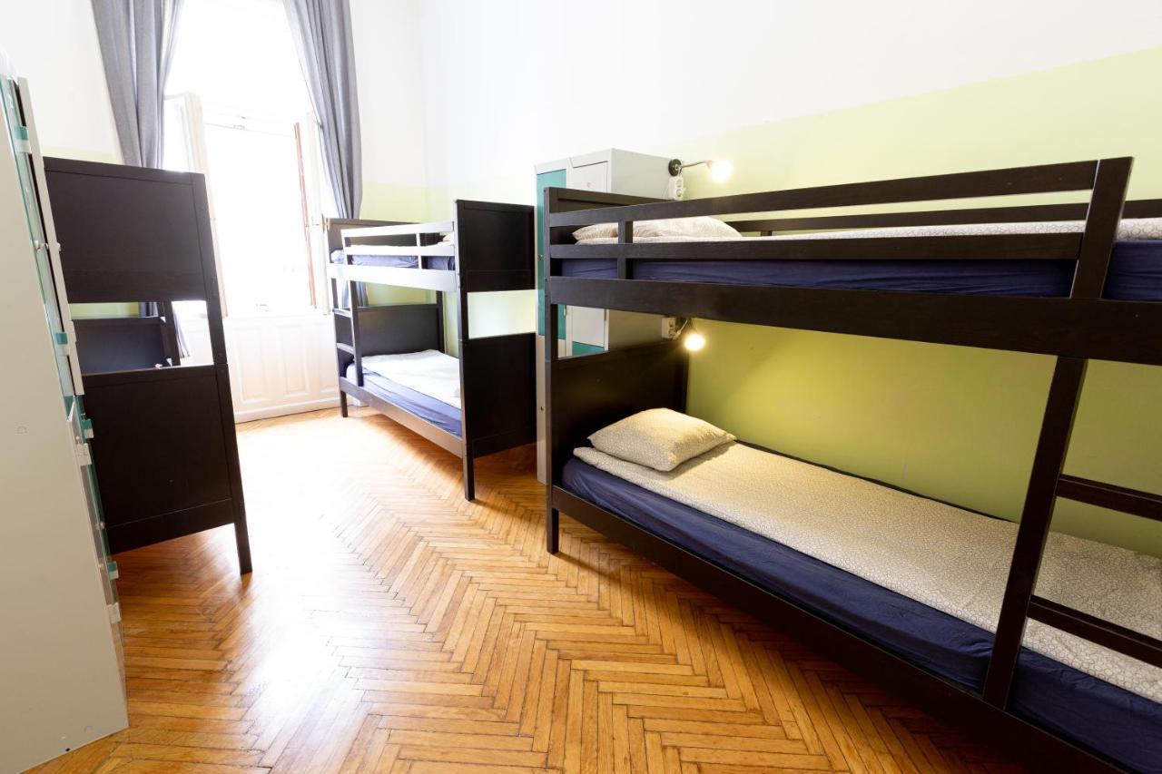 Spicy Hostel Budapest Eksteriør billede